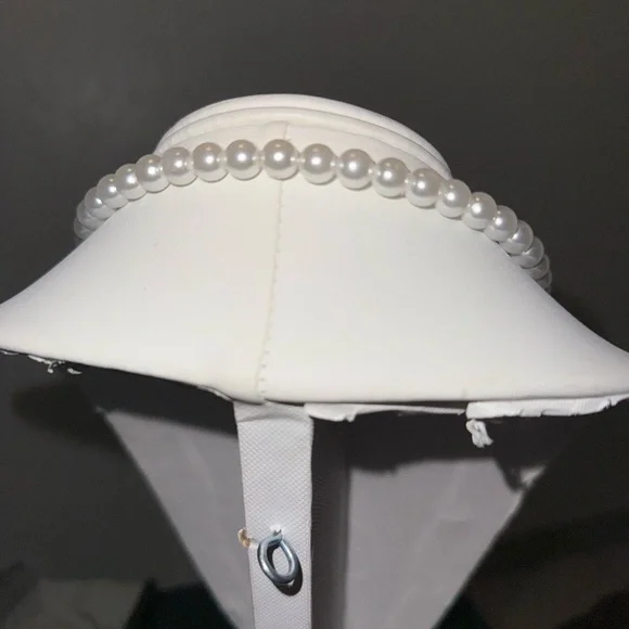 Chic Classic Faux Pearl Beaded Headband 👑 - Picture 7 of 9